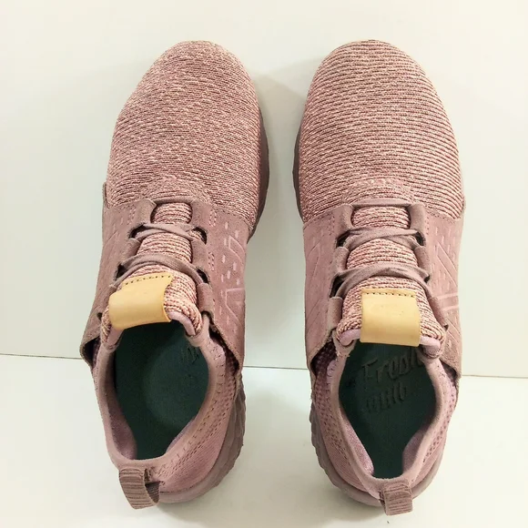 New Balance Fresh Foam Women 9 Pink Running Shoes - Picture 6 of 8